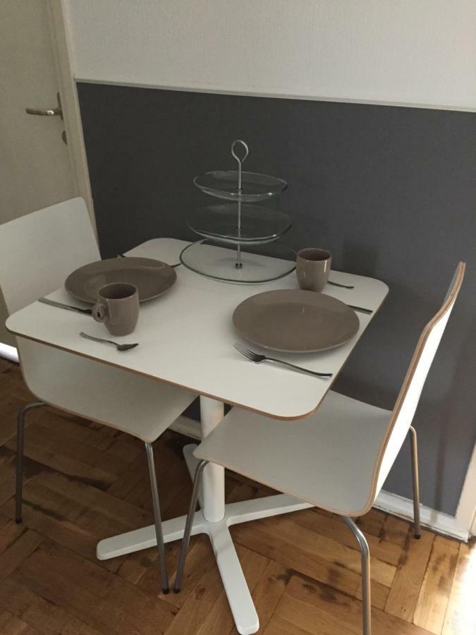 Bed And Breakfast Loft24 Heerlen Eksteriør bilde